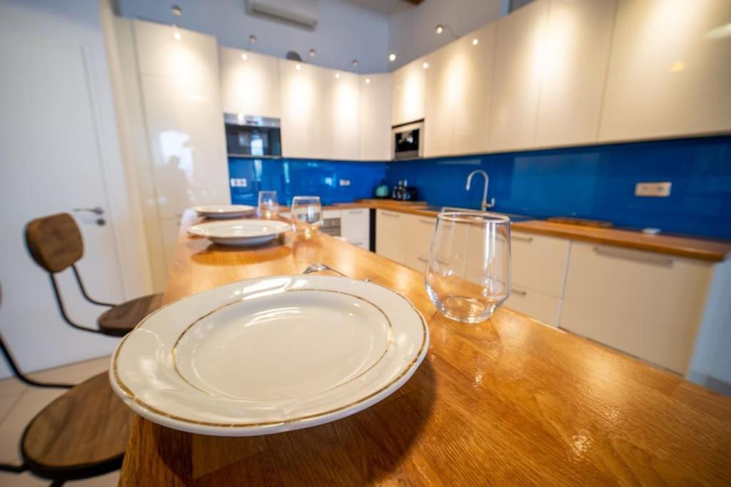 Air-Conditioned Loft In The Heart Of The Old Port Marseille Eksteriør bilde